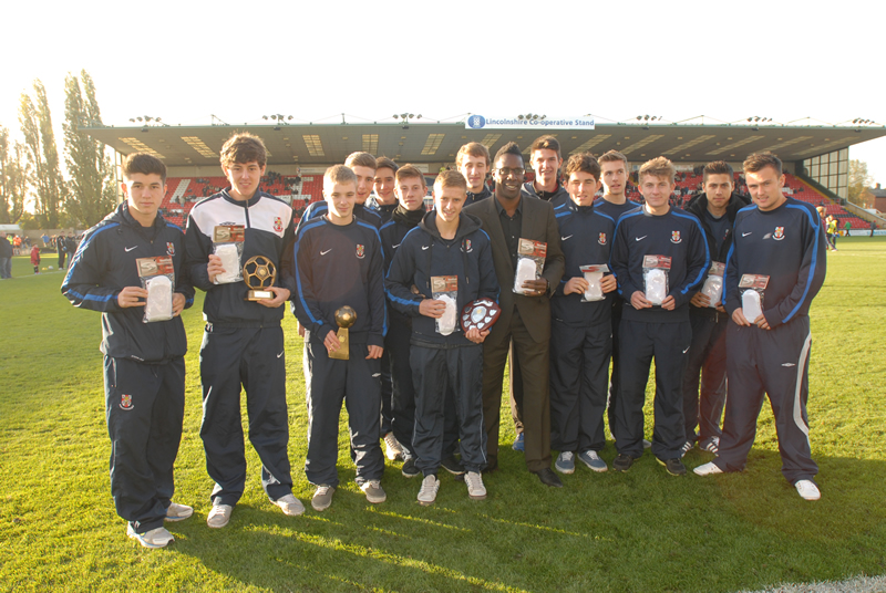 Dean Walling and Lincoln City FC U16 Squad